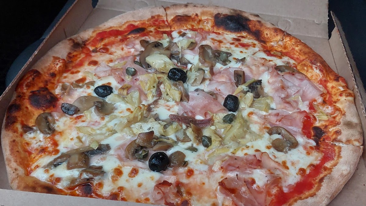 Pizzeria Grotta Azzurra-9